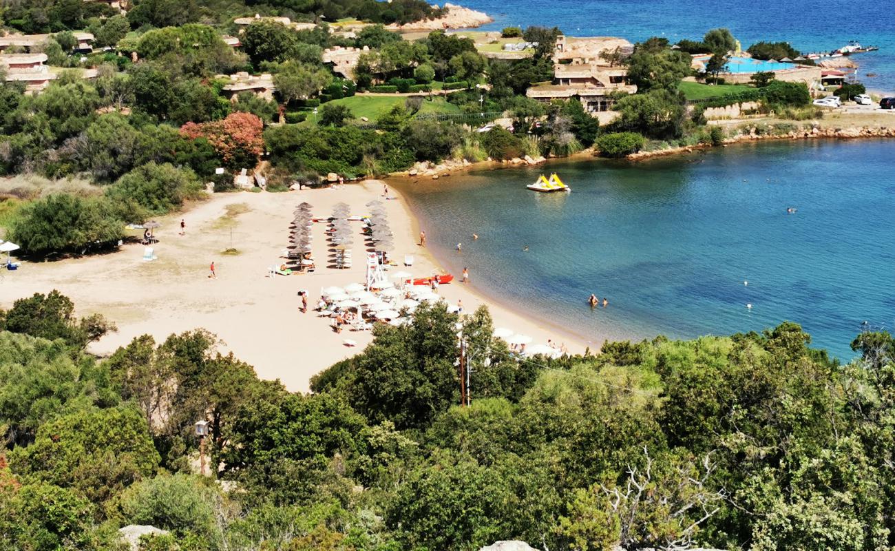 Foto af Spiaggia Liscia di Vacca med let fin sten overflade