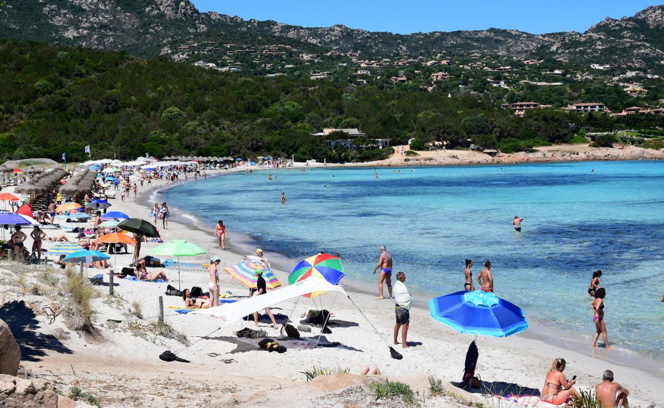 Foto af Spiaggia Piccolo Pevero med lys sand overflade