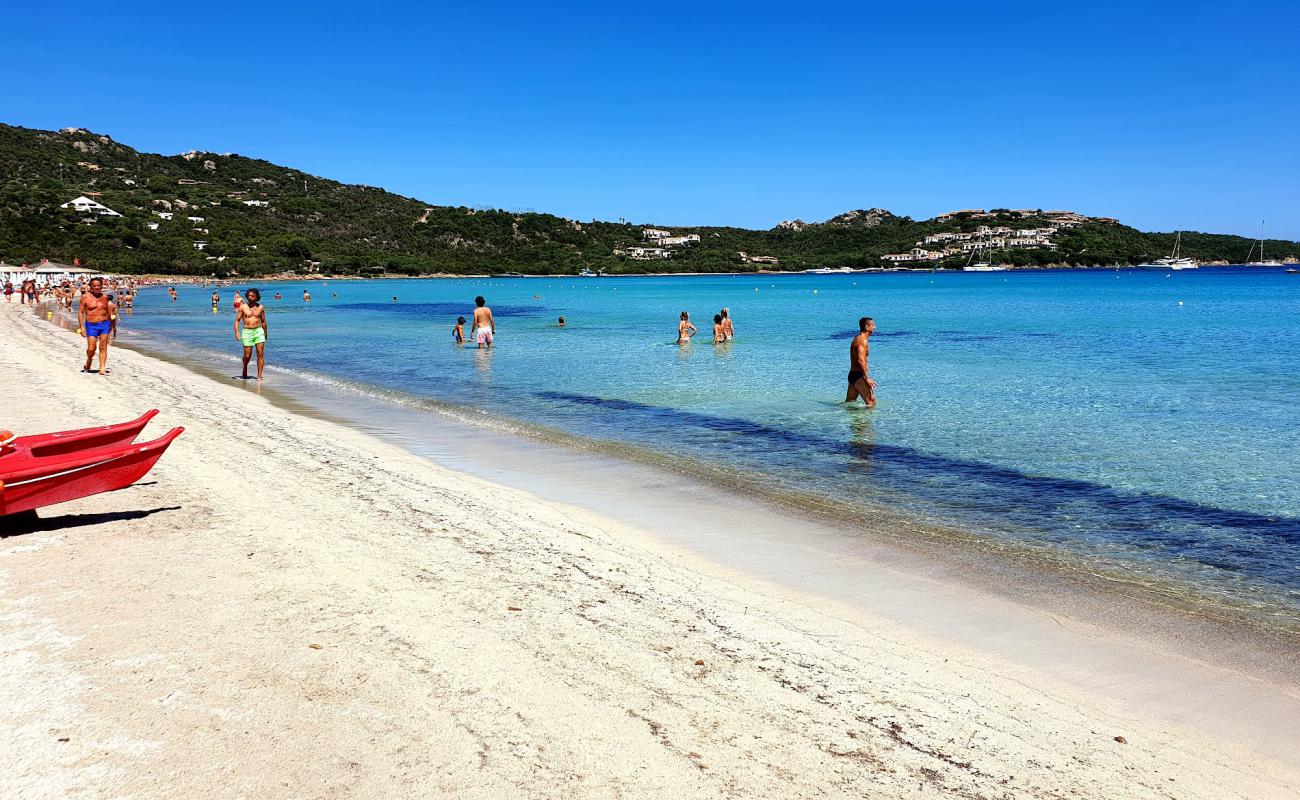 Foto af Marinella Strand med lys fint sand overflade