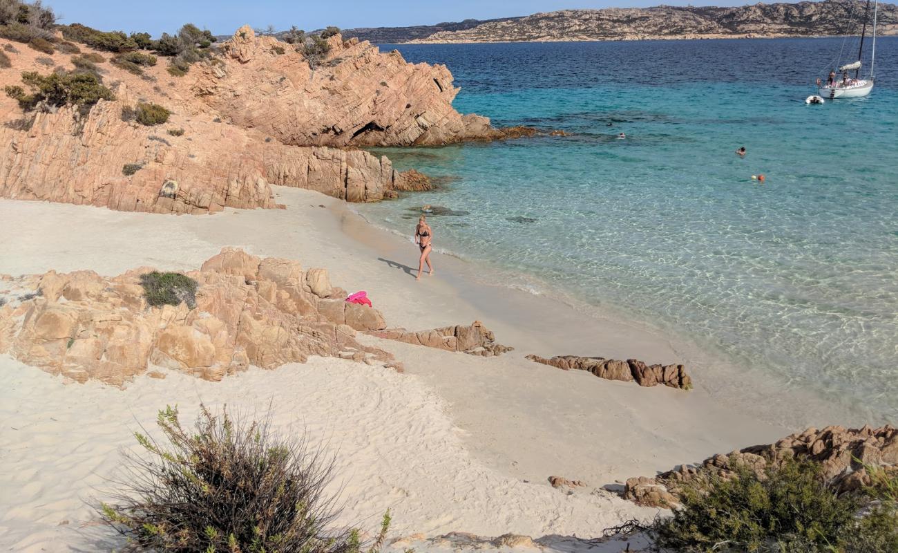 Foto af Stranden Cala Soraya med lys fint sand overflade