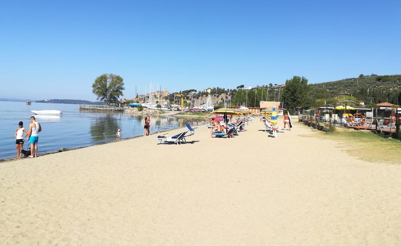 Foto af Sualzo Strand med lys sand overflade