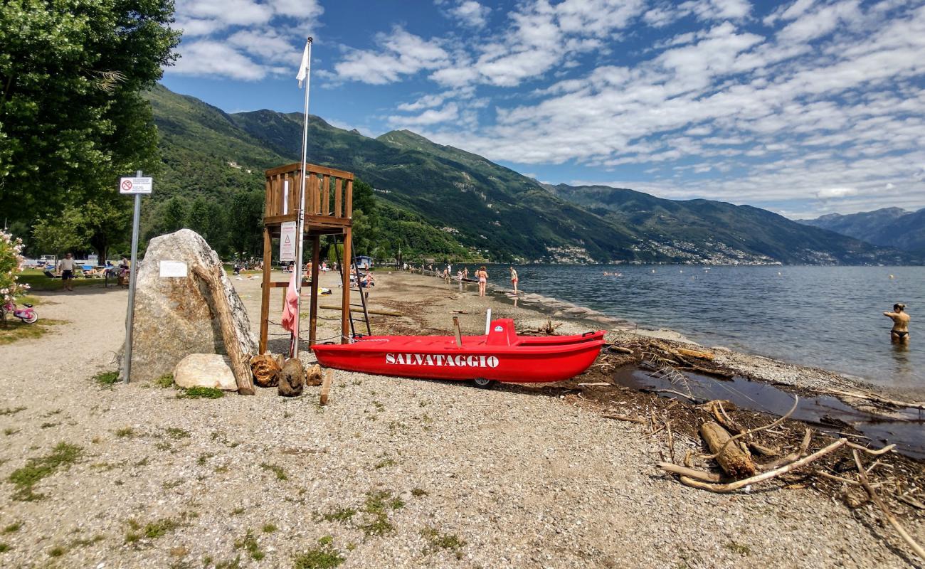 Foto af Lido di Cannobio med lyst sand & sten overflade