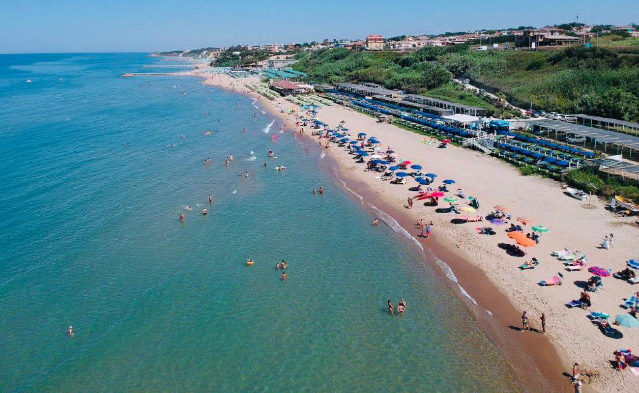 Foto af Marechiaro Strand med lys sand overflade