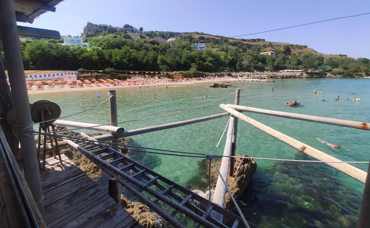 Foto af Spiaggia di Cavalluccio med lys sand overflade