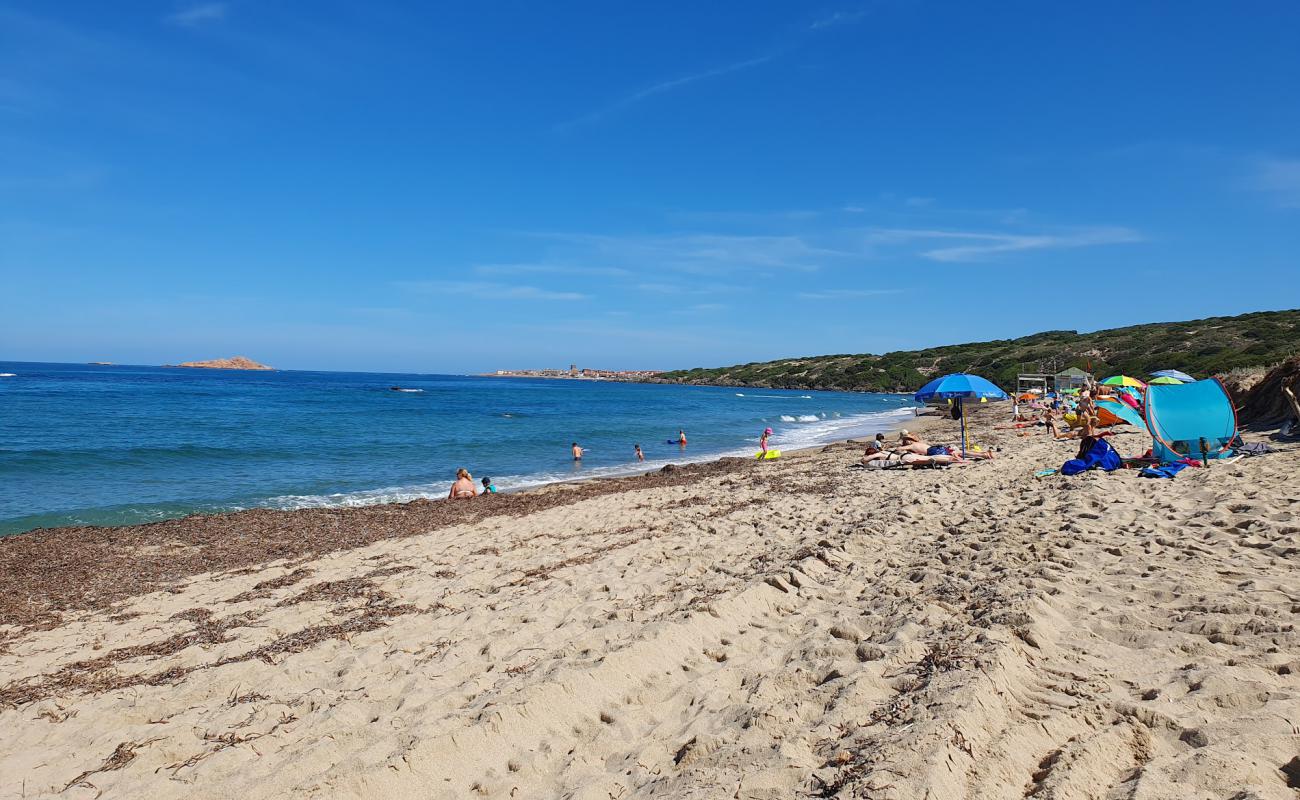 Foto af Spiaggja di Li Ferruli med lys sand overflade