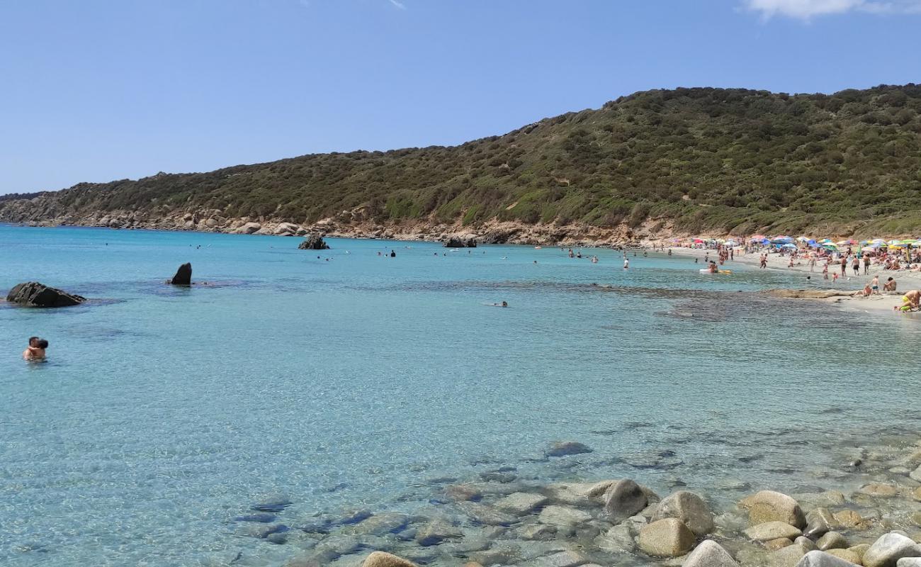 Foto af Spiaggia di Capo Carbonara med lys sand overflade