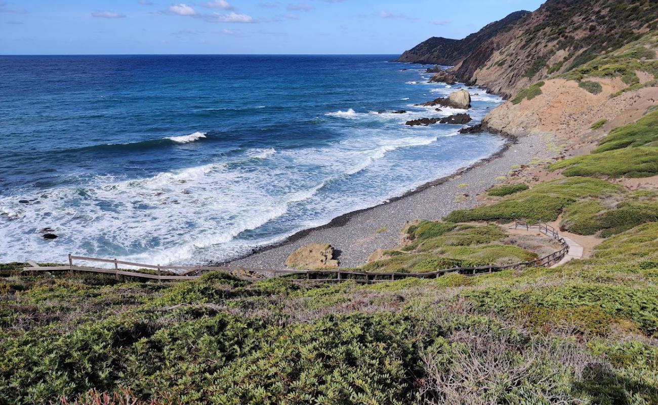 Foto af Spiaggia di Perdischedda med grå sten overflade