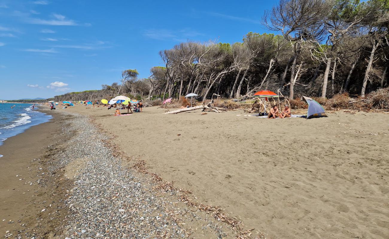 Foto af Bau Beach Le Gorette med lys sand overflade