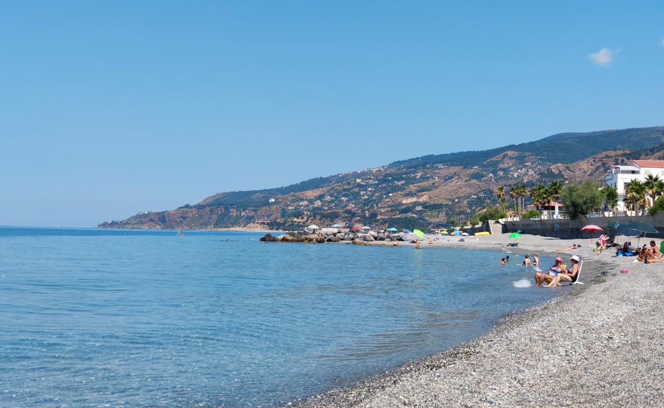 Foto af Spiaggia Cetraro Marina med grå fin sten overflade