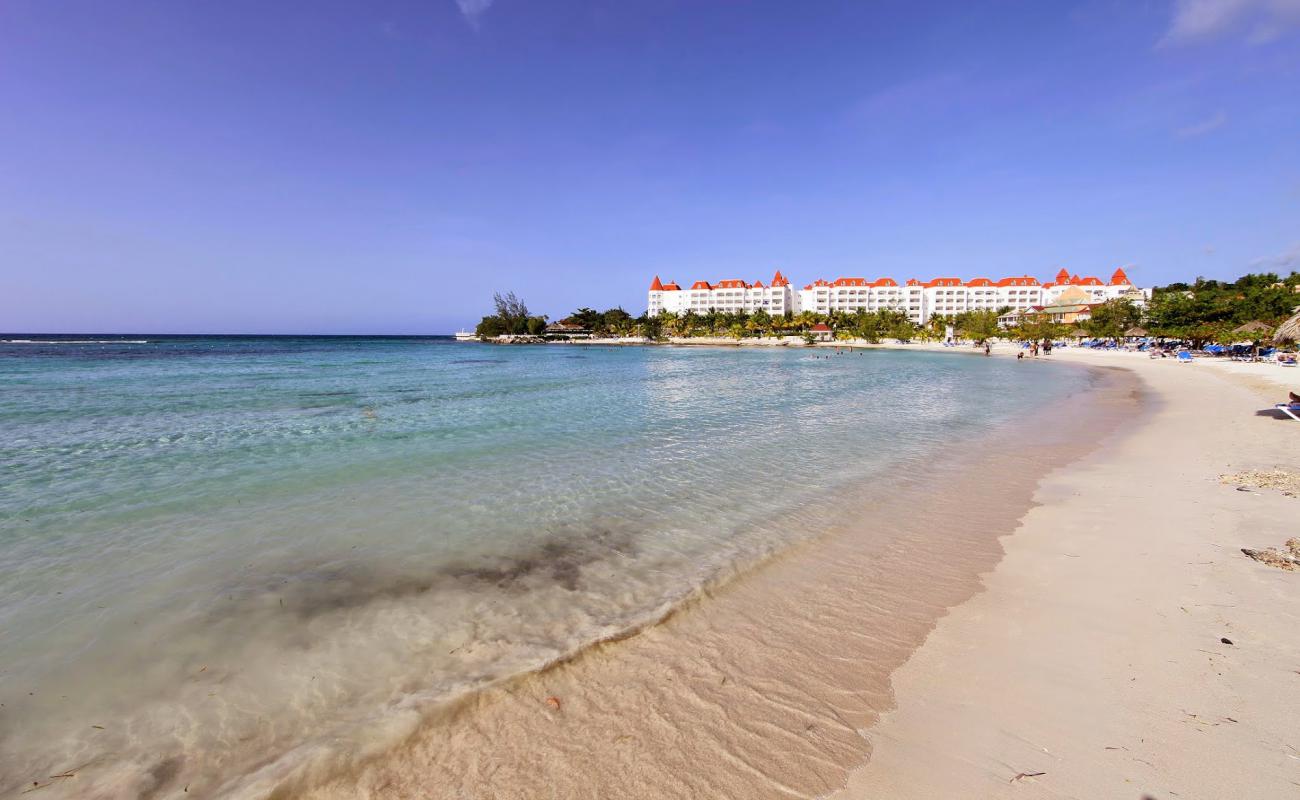 Foto af Bahia Principe Strand med lys sand overflade