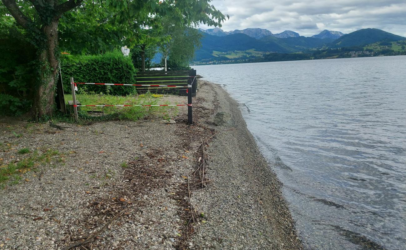 Foto af Offentlicher Badeplatz med grå fin sten overflade