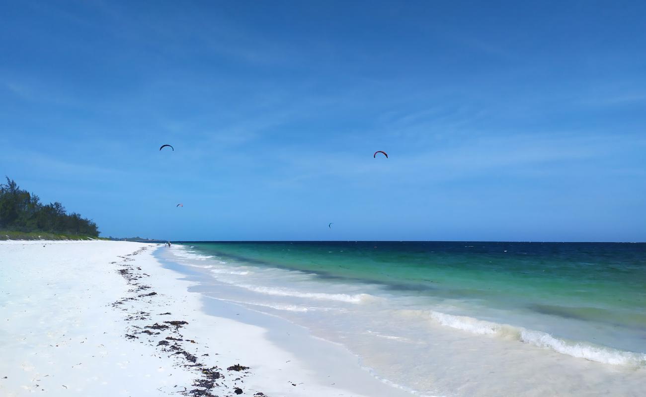 Foto af Watamu Bay med hvidt fint sand overflade