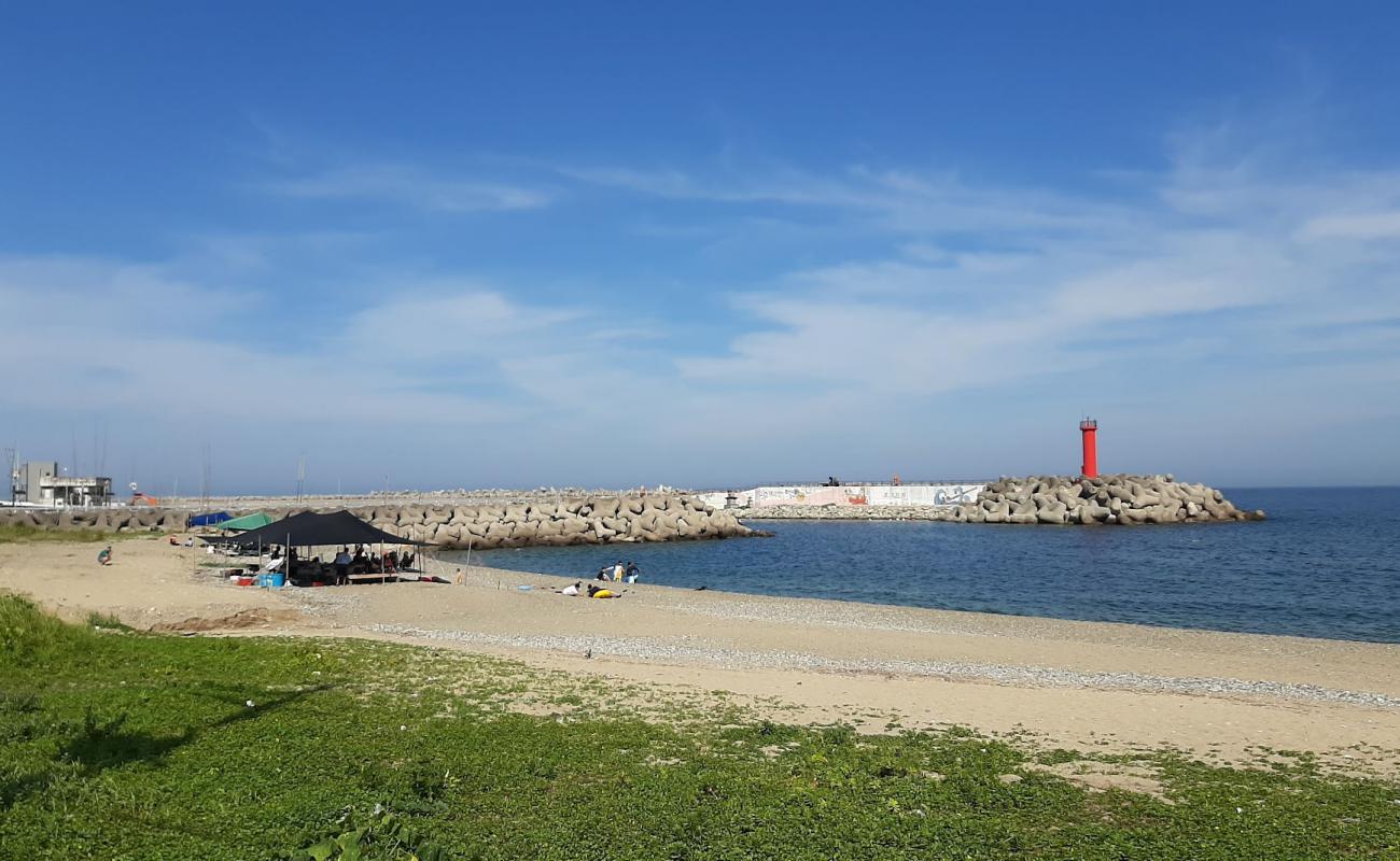 Foto af Gyeongju Beach med grå sten overflade