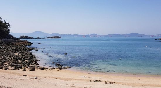 Pyeongsan-ri Beach