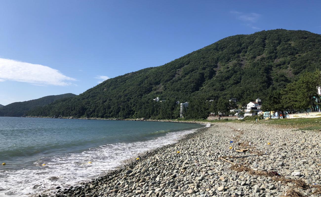 Foto af Musulmok Beach med grå sten overflade