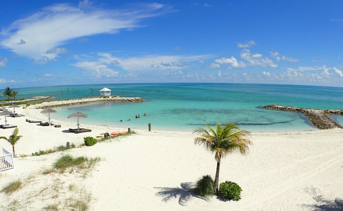 Foto af Skattebugten Strand med lys fint sand overflade