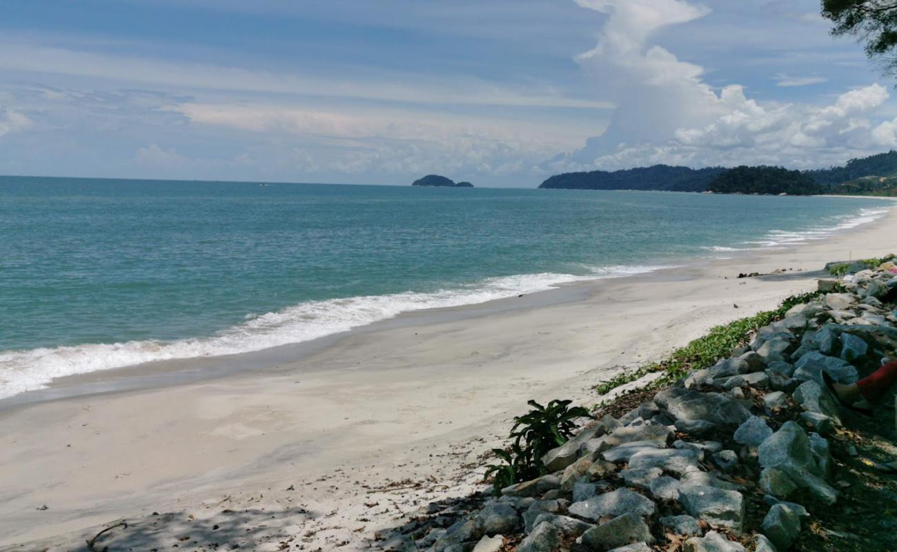 Foto af Pasir Panjang Beach med lys fint sand overflade