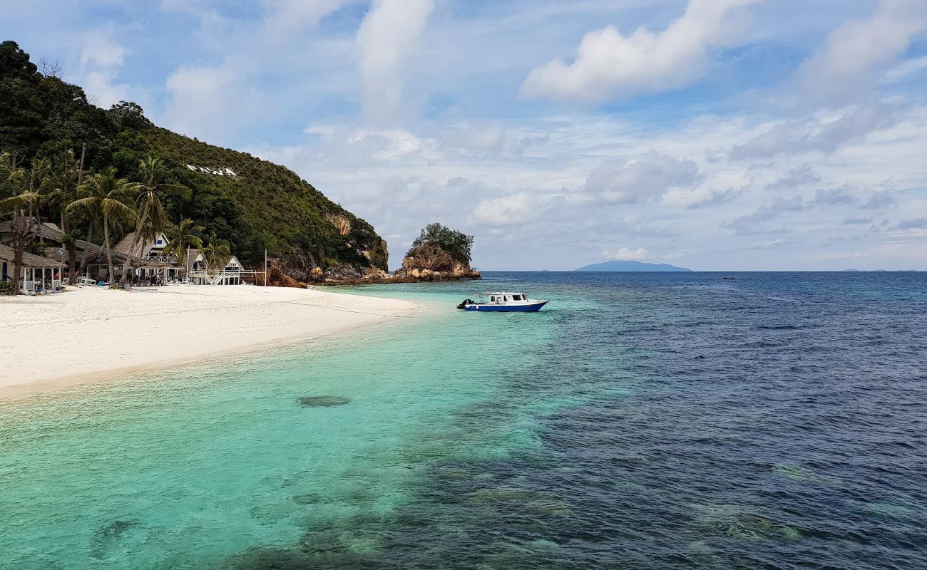 Foto af Rawa Island Resort med hvidt sand overflade