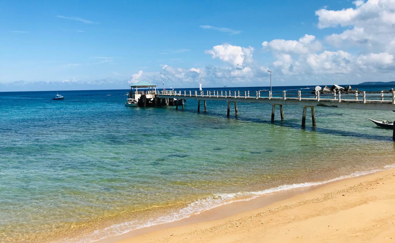 Foto af Paya Beach med lys sand overflade