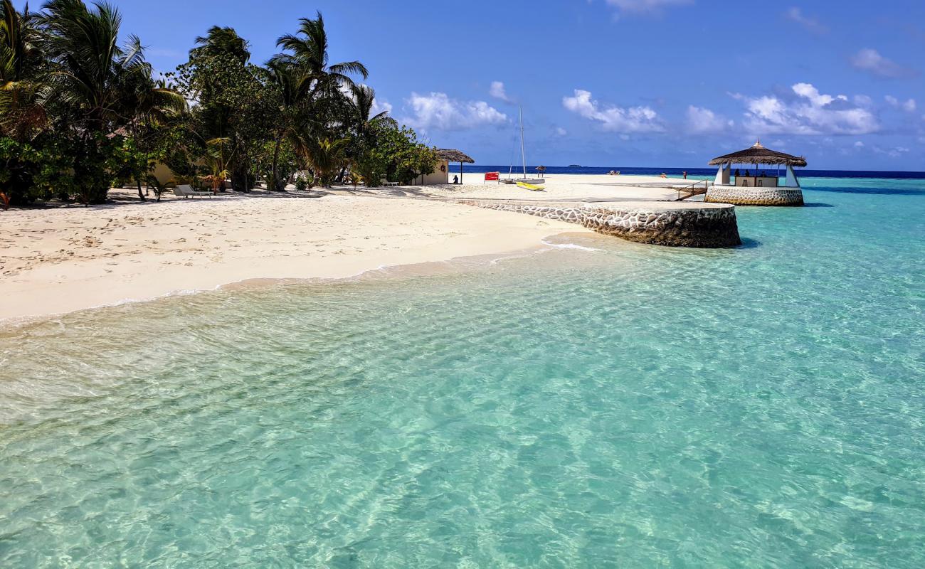 Foto af Maayafushi Island Resort med hvidt sand overflade