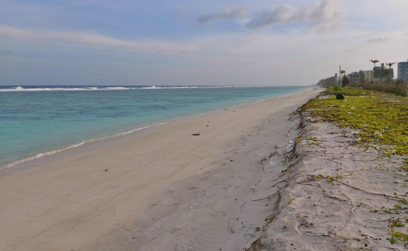 Foto af Hulhumaale II Beach med lys sand overflade