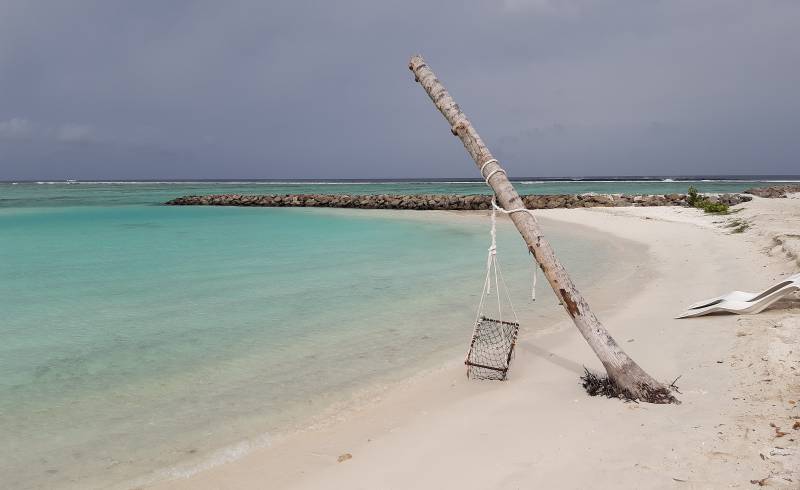 Foto af Huraa beach med lys sand overflade