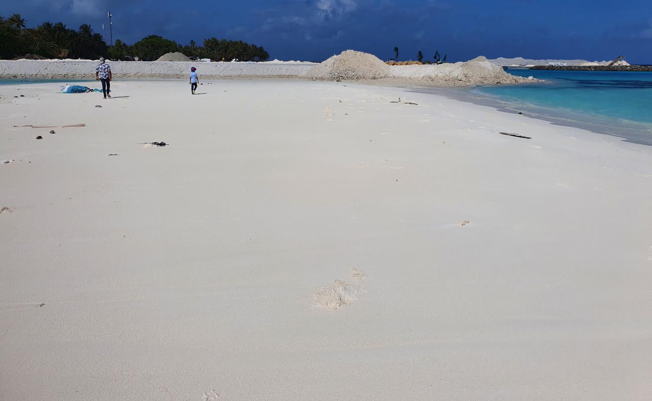 Foto af Fulhadhoo Thundi Beach med hvidt sand overflade