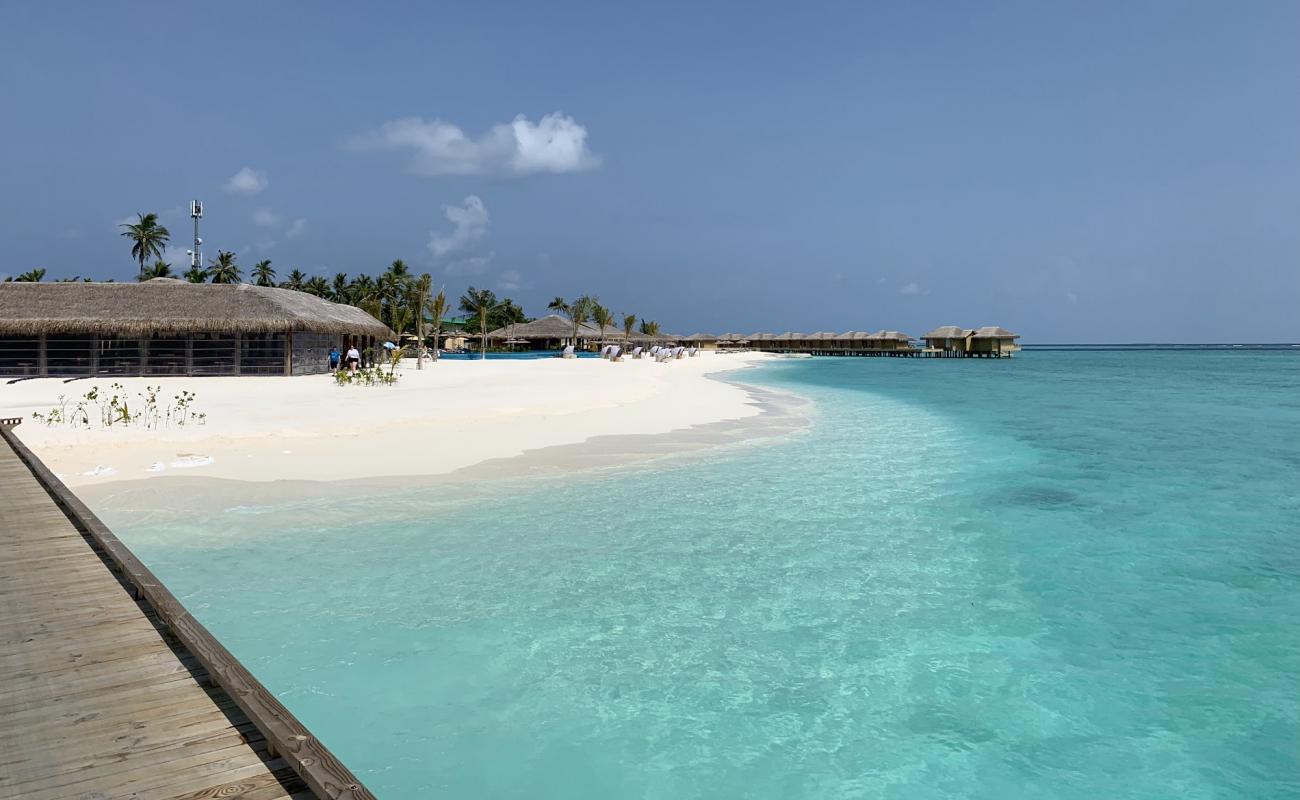 Foto af Uthurumaafaru Strand med hvidt fint sand overflade