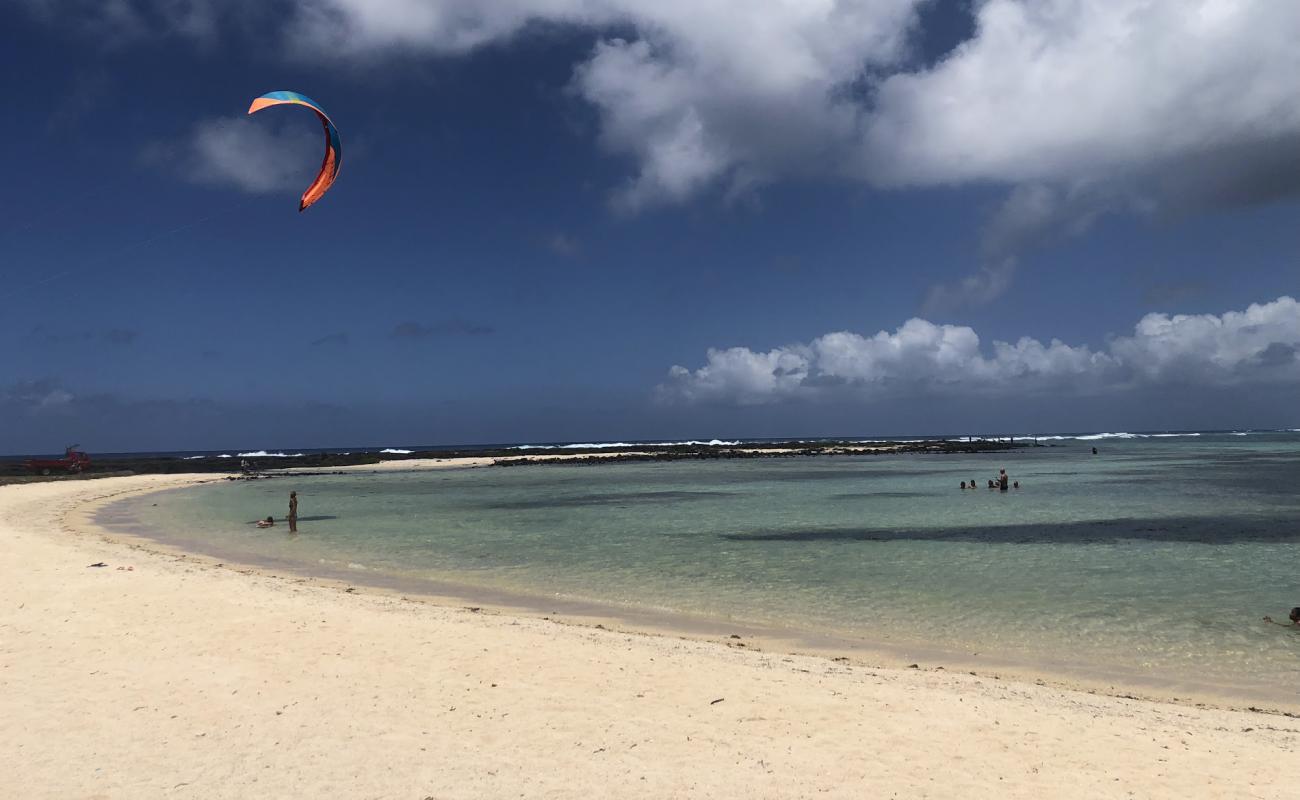 Foto af Poste La Fayette Beach med lys sand overflade