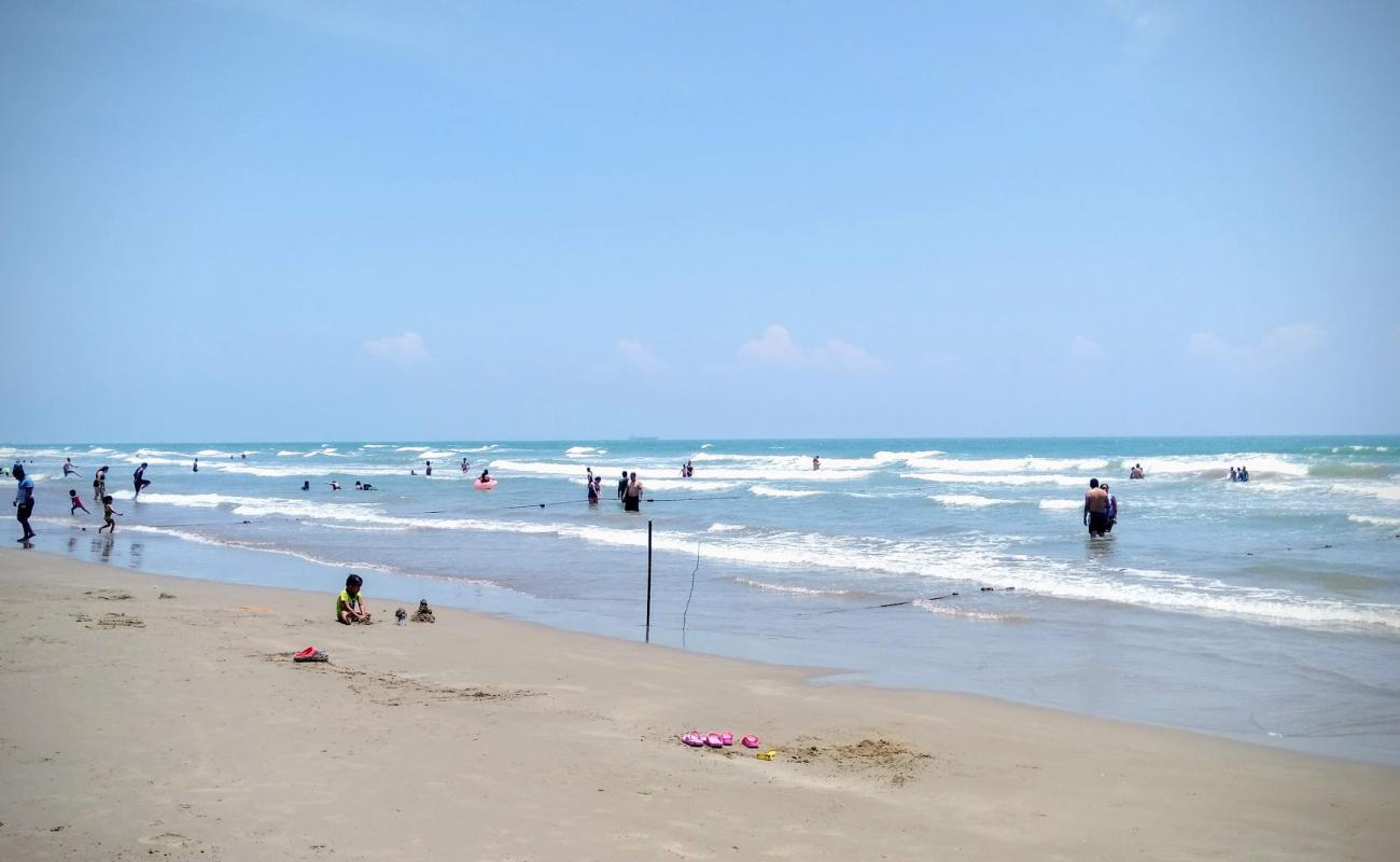 Foto af Playa Tuxpan med lys fint sand overflade