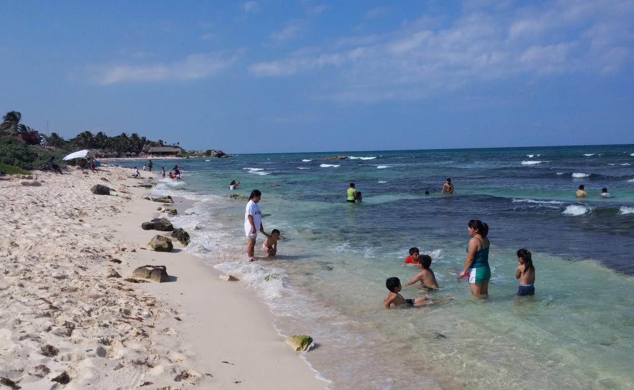 Foto af Playa Mirador med lyst sand & sten overflade