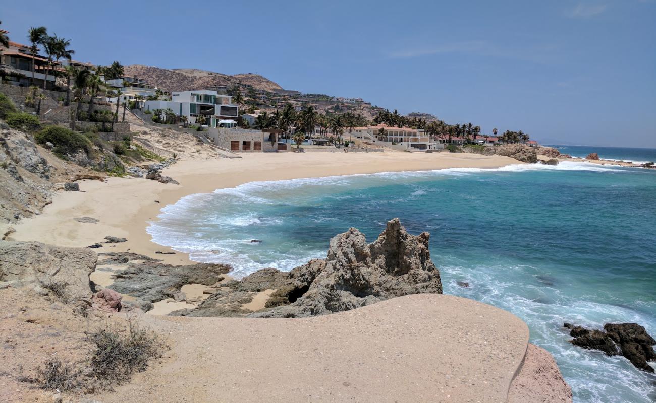 Foto af Playa Punta Bella med lys fint sand overflade