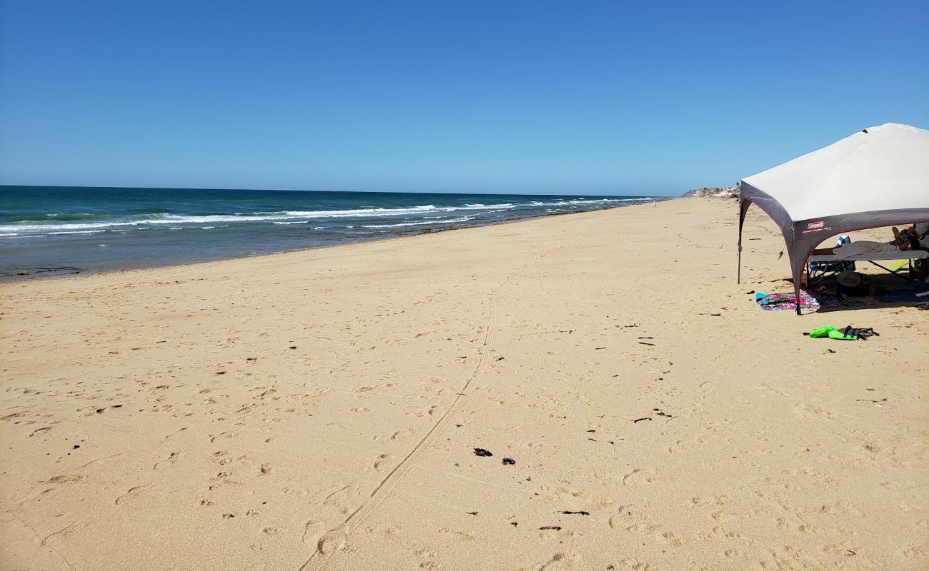 Foto af Playa Del Este med lys sand overflade