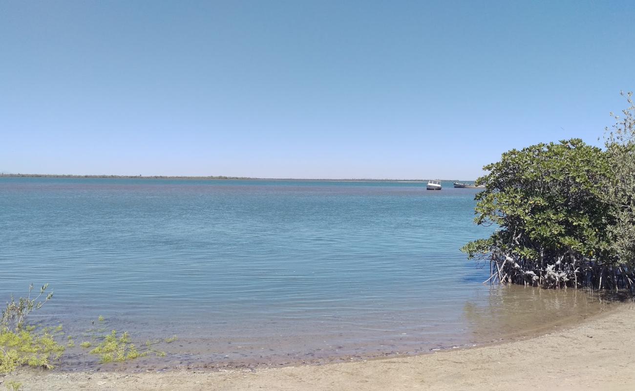 Foto af Estero las jaibas med lys sand overflade