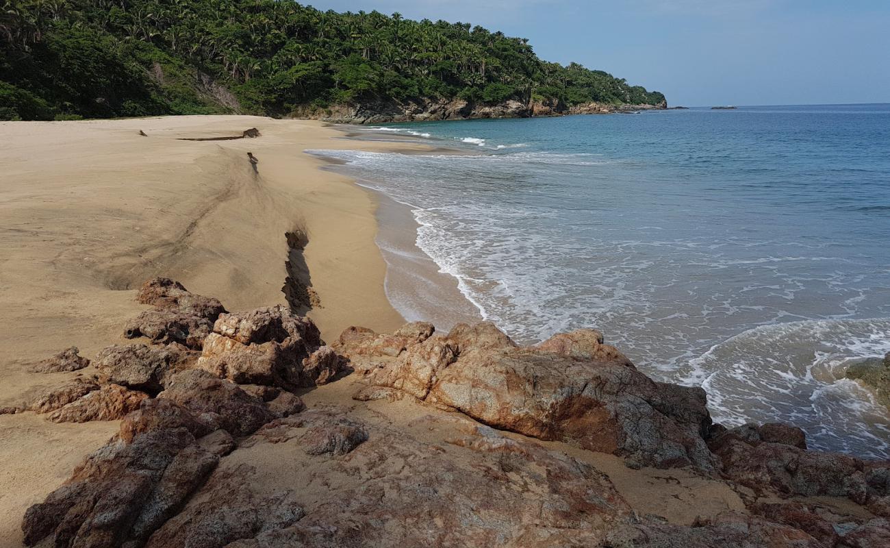 Foto af Barro beach med lys fint sand overflade