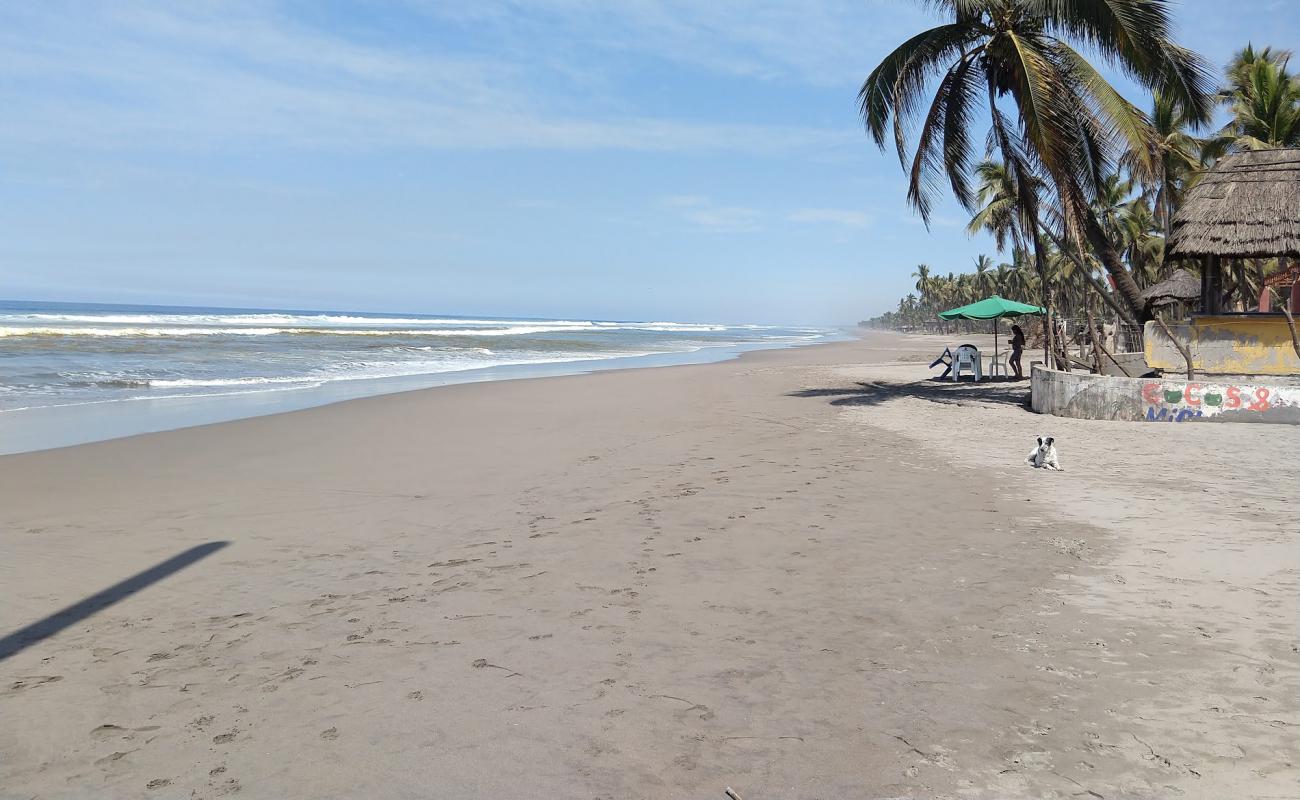 Foto af Playa Erendira med fin brunt sand overflade