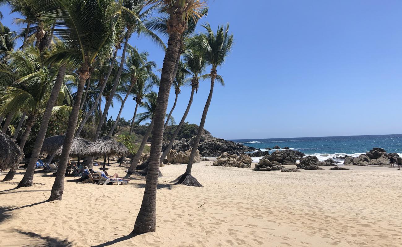 Foto af Playa Bacocho med let fin sten overflade