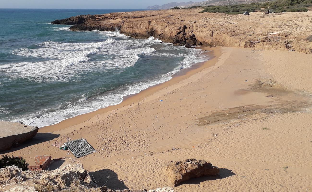 Foto af Plage Marsa Yawyan med lys sand overflade