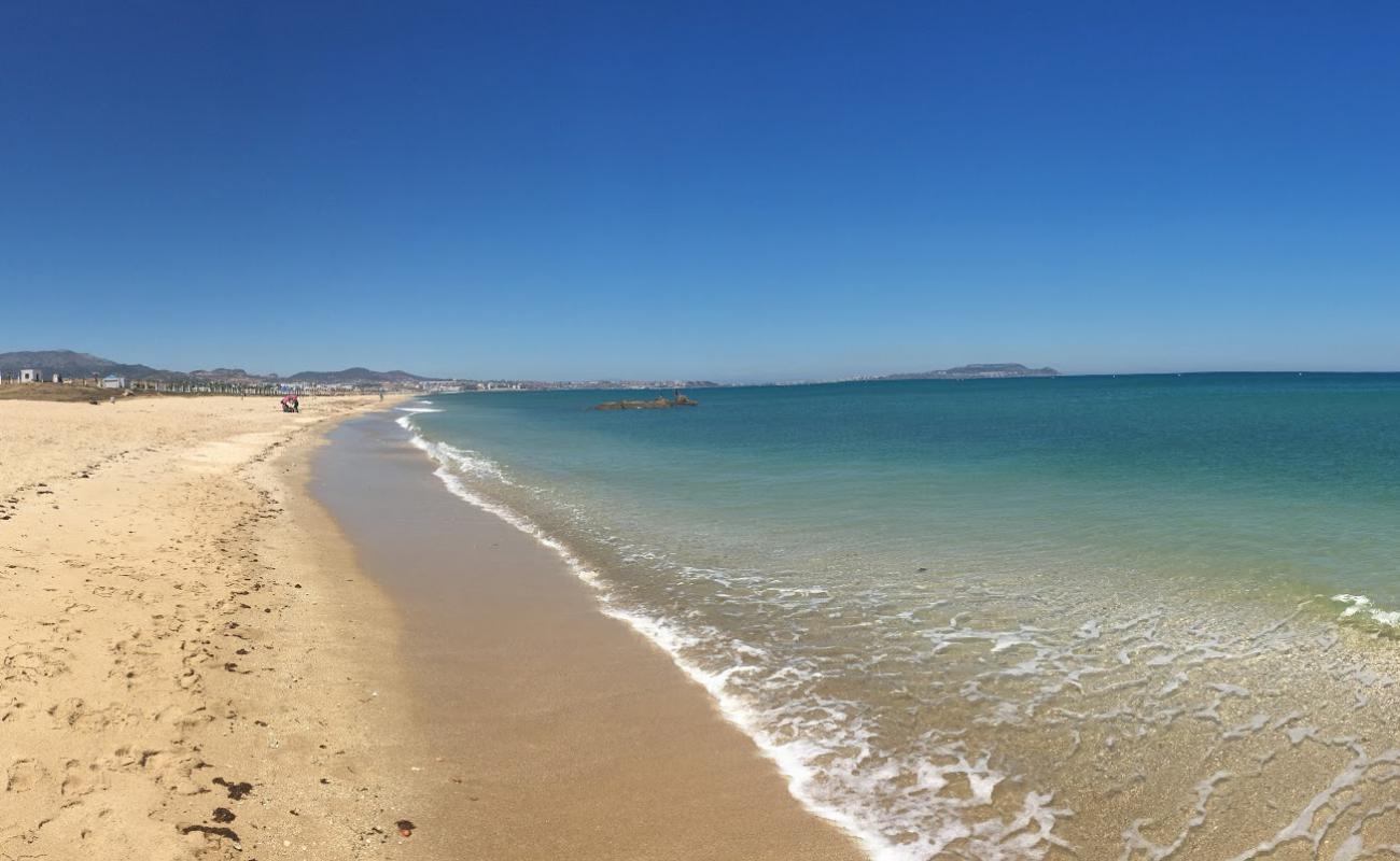 Foto af Plage Riffiine med lys sand overflade