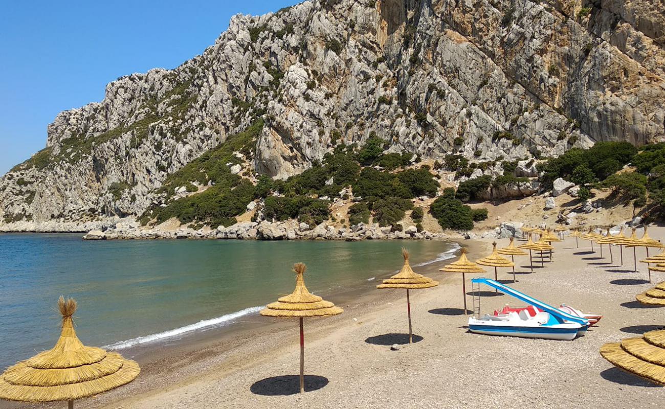 Foto af Oued El Marsa med let sand og småsten overflade