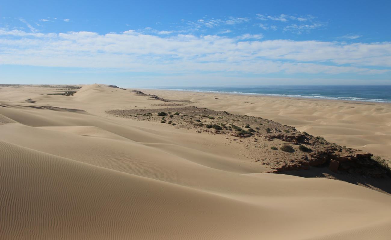 Foto af Plage Blanche med lys sand overflade