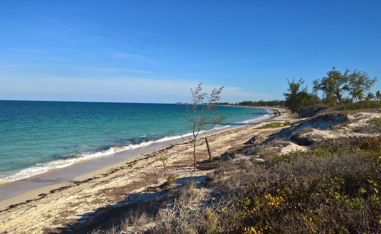 Foto af Mossuril Beach med hvidt sand overflade