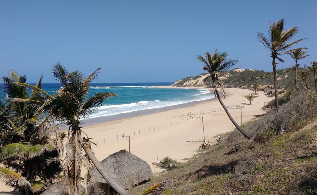 Foto af Praia de Jangamo med lys fint sand overflade