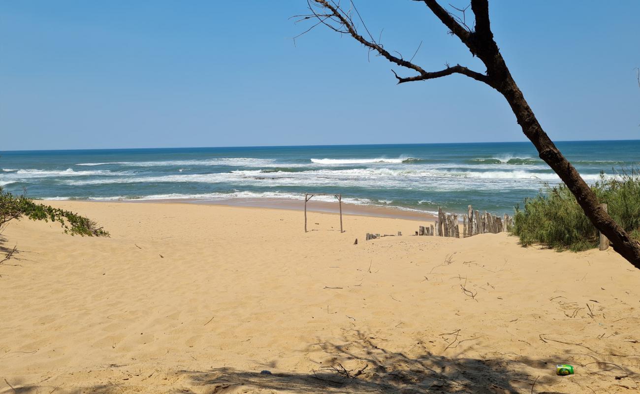 Foto af Praia Massano med lys sand overflade