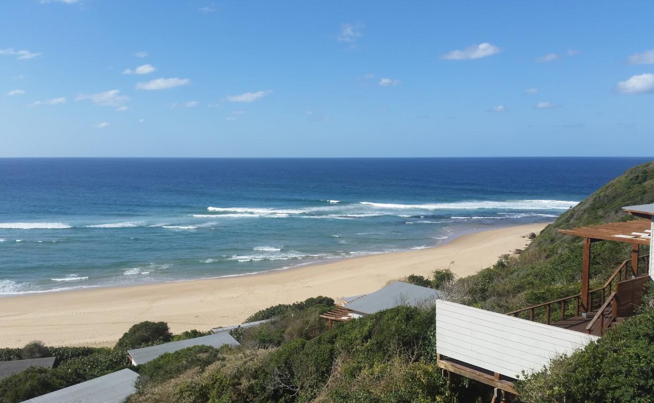 Foto af Ponta Mamoli Beach med lys sand overflade