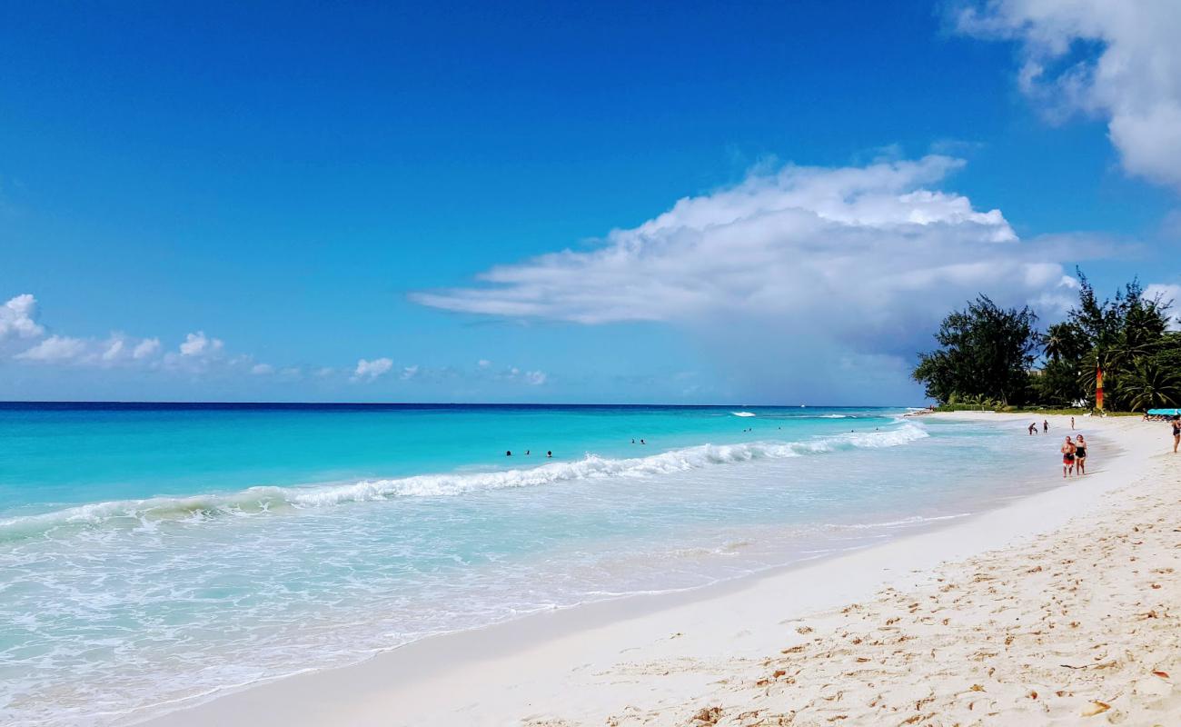 Foto af Rockley Strand med lys fint sand overflade