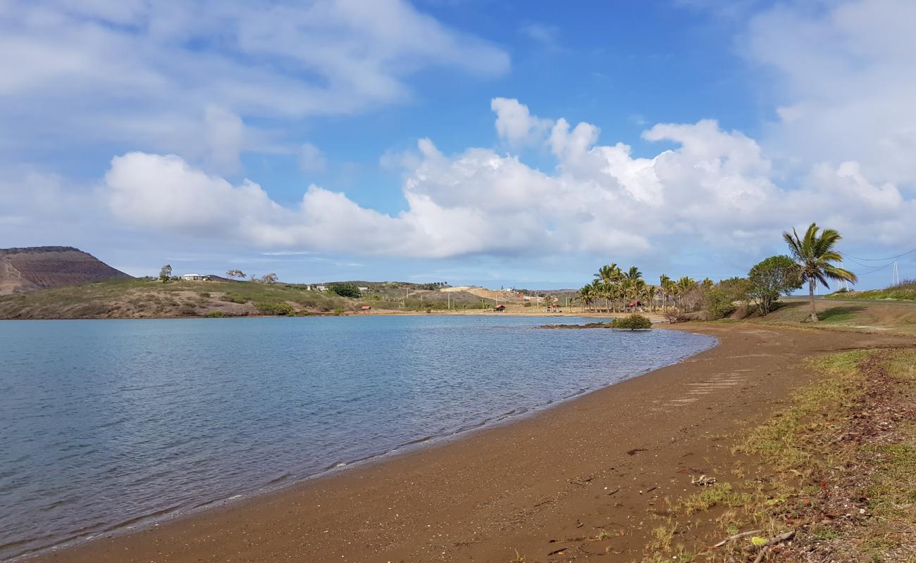 Foto af Bourake Campsite Beach med brunt sand og sten overflade