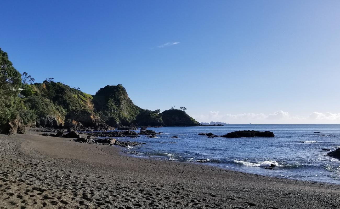 Foto af Rocky Bay Reserve med grå fin sten overflade