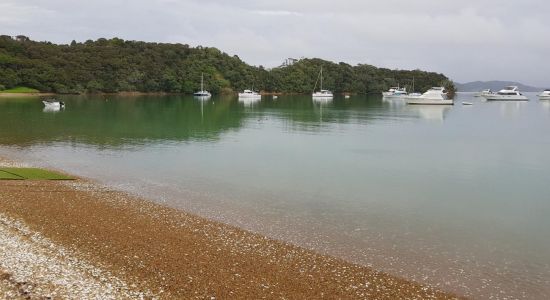 Opunge Cove Beach