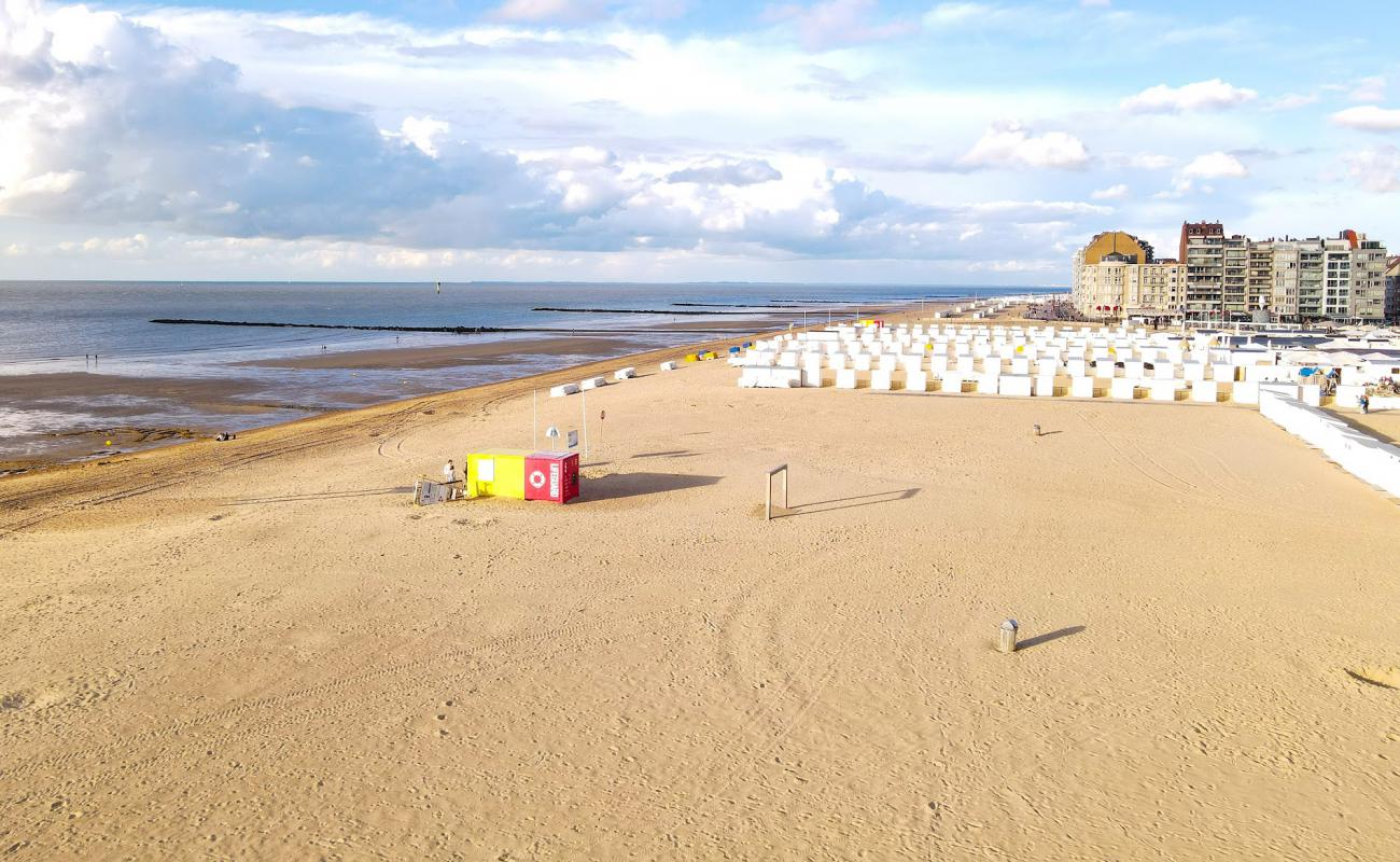 Foto af Knokke Strand med lys sand overflade